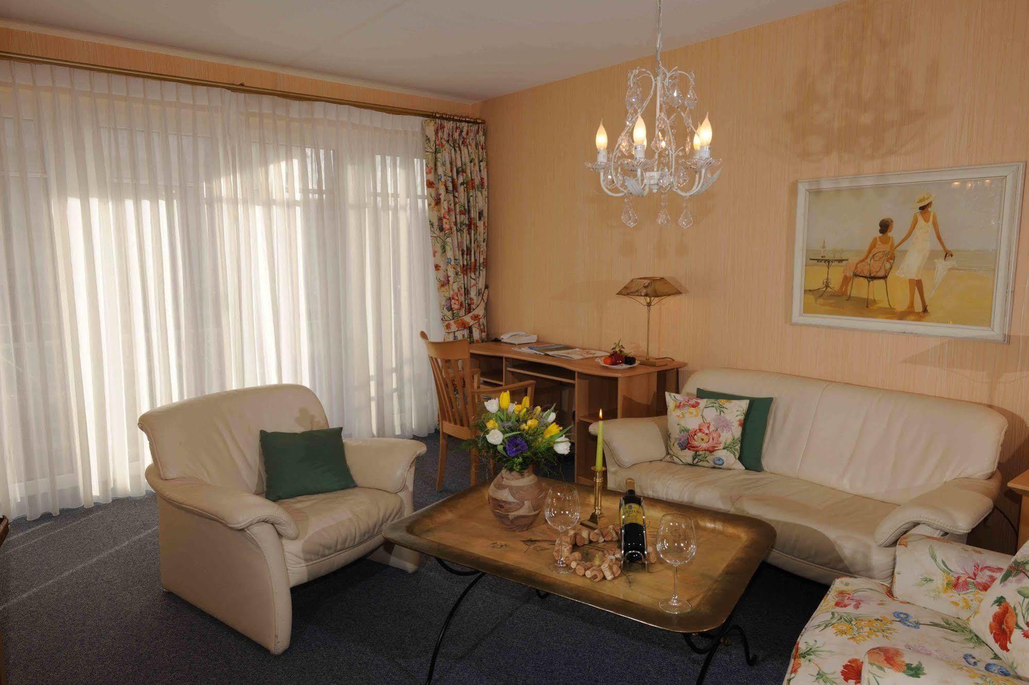 Hotel Meerlust Цингст Екстер'єр фото