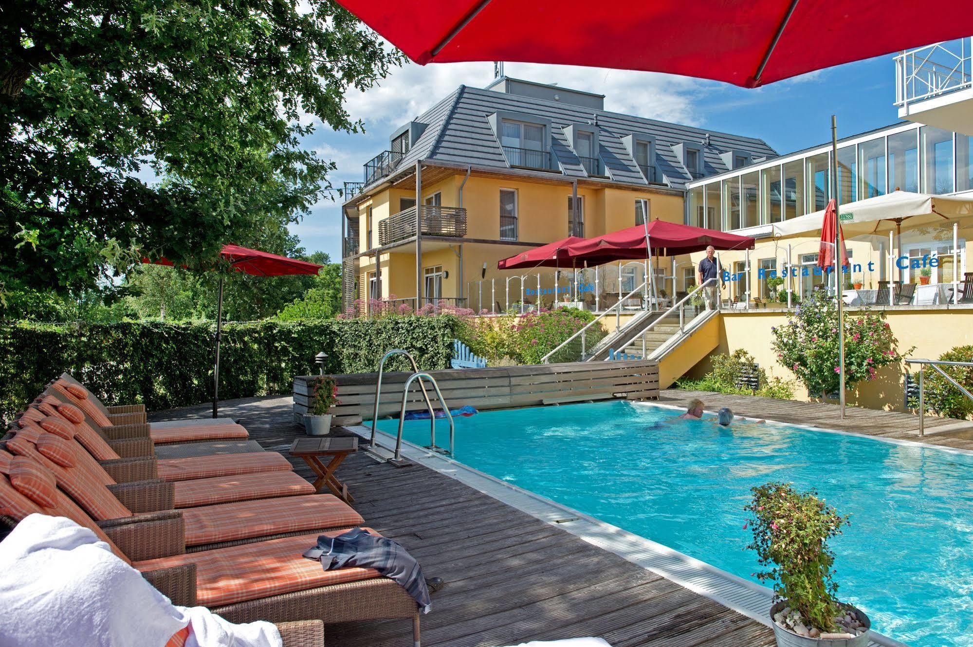 Hotel Meerlust Цингст Екстер'єр фото